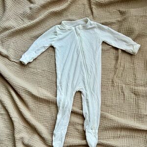 Kyte footie 0-3 months